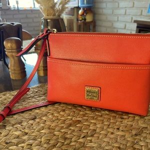 Authentic Dooney & Bourke Crossbody Like New Condition!